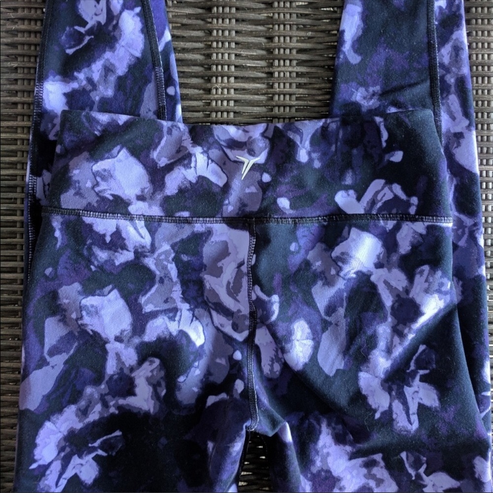 Old Navy High Rise Purple Multi Leggings 7/8